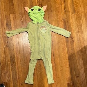 4T toddler grogu (baby yoda) zipped onesie with hood